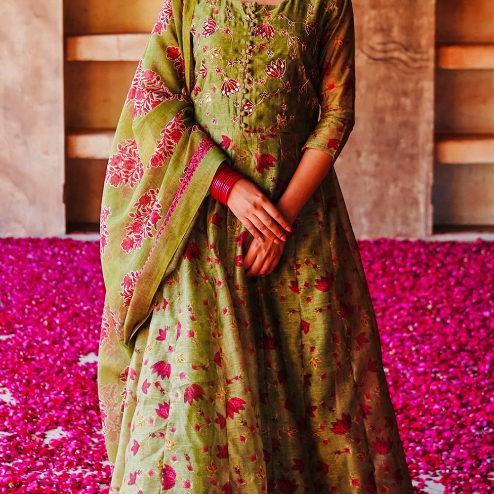 Mehendi green anarkali set (Indian wedding or special occasion) NWT